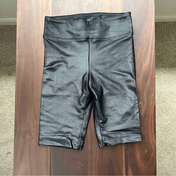 Koral Densonic High Rise Infinity Bike Short in Black Size Small - Picture 6 of 6